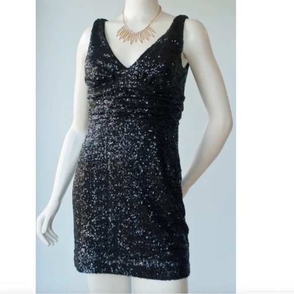 Eliza J Black Sequin Sheath Dress - Picture 5 of 7